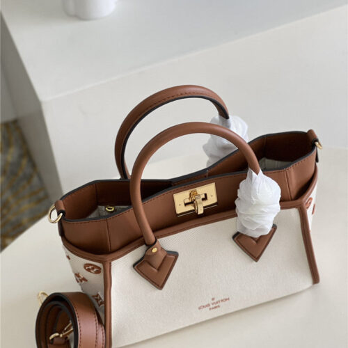 High Quality Luxury Louis Vuitton On My Side Bag Small – Style 47772 product detail