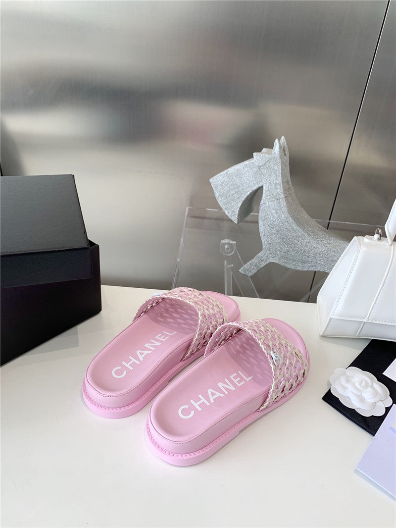 High Quality Luxury Chanel Woven Slippers – Style 22086 product detail
