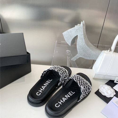 High Quality Luxury Chanel Woven Slippers product detail