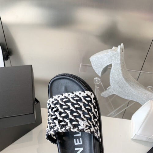 High Quality Luxury Chanel Woven Slippers product detail