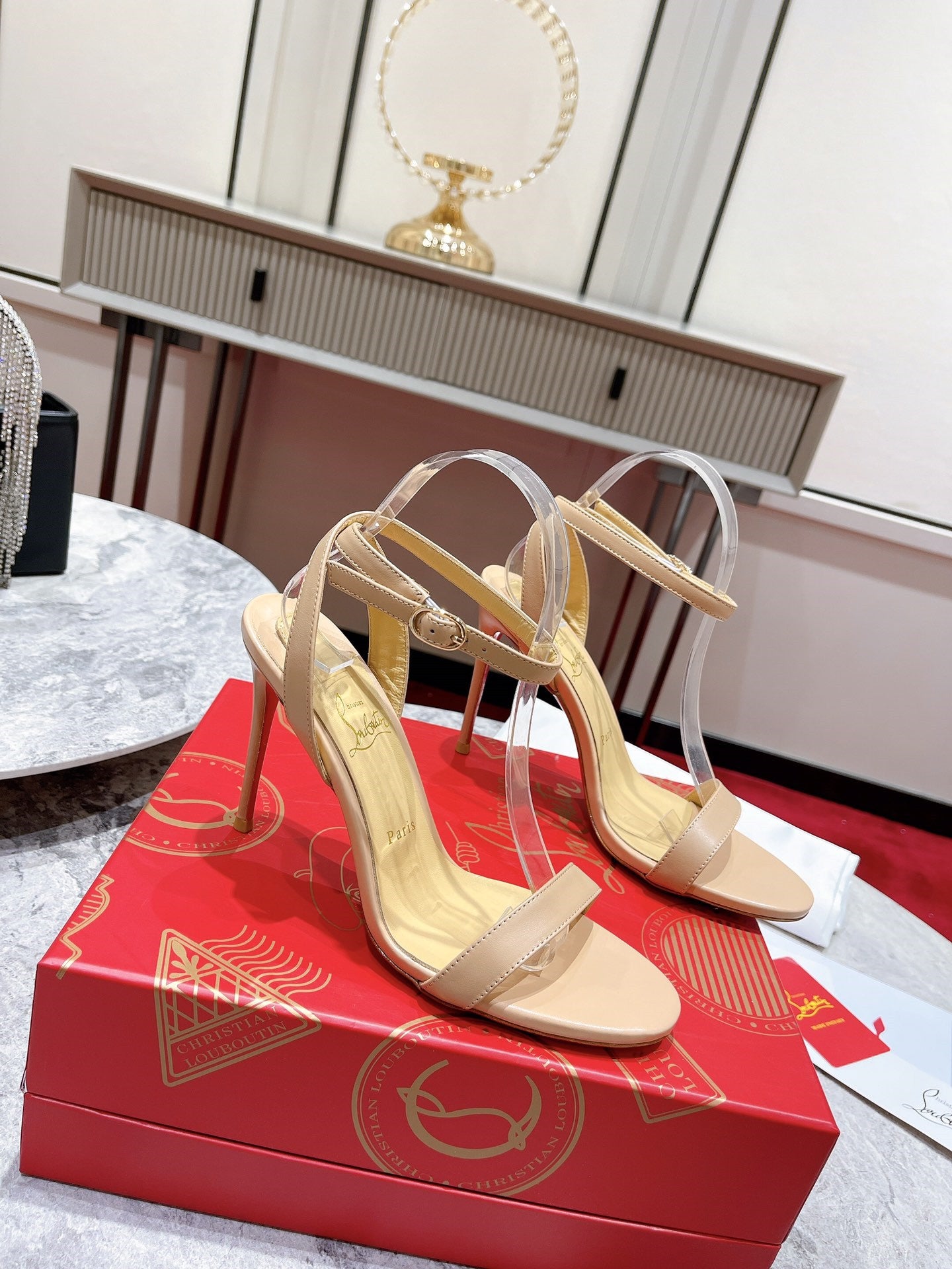 High Quality Luxury Christian Louboutin Strappy Sandals – Style 30324