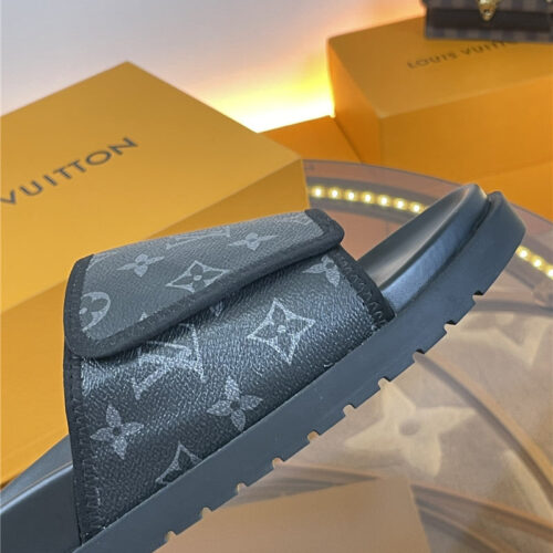 High Quality Luxury Louis Vuitton Platform Slippers – Style 11747 product detail