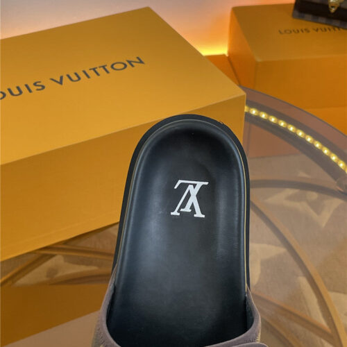 High Quality Luxury Louis Vuitton Platform Slippers – Style 34339 product detail