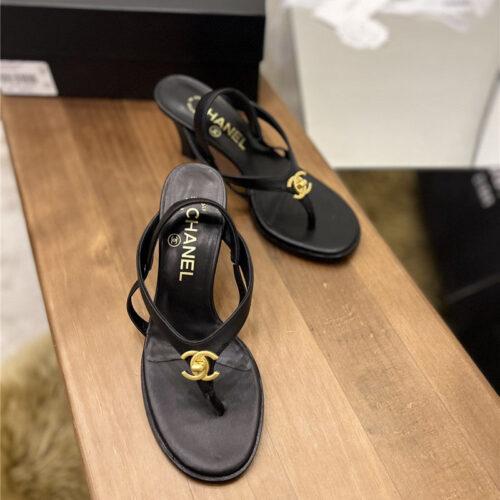 High Quality Luxury Chanel Vintage Buckle Sandals – Style 30150 product detail