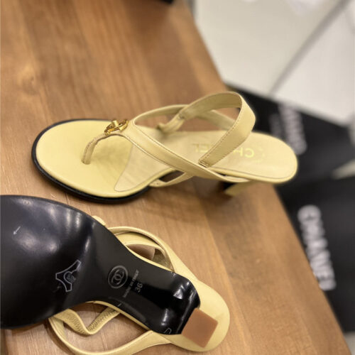 High Quality Luxury Chanel Vintage Buckle Sandals product detail