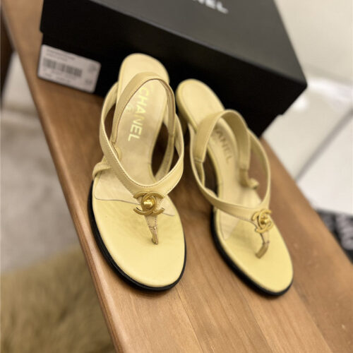 High Quality Luxury Chanel Vintage Buckle Sandals product detail