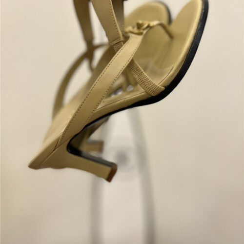 High Quality Luxury Chanel Vintage Buckle Sandals product detail