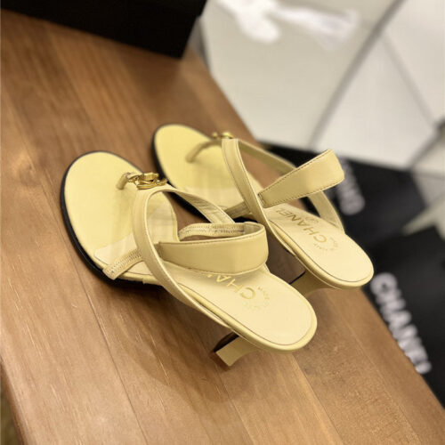 High Quality Luxury Chanel Vintage Buckle Sandals product detail