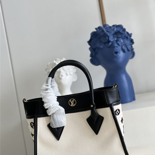 High Quality Luxury Louis Vuitton On My Side Bag Small product detail
