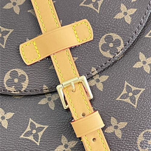 High Quality Luxury Louis Vuitton Crossbody Saddle Bag product detail