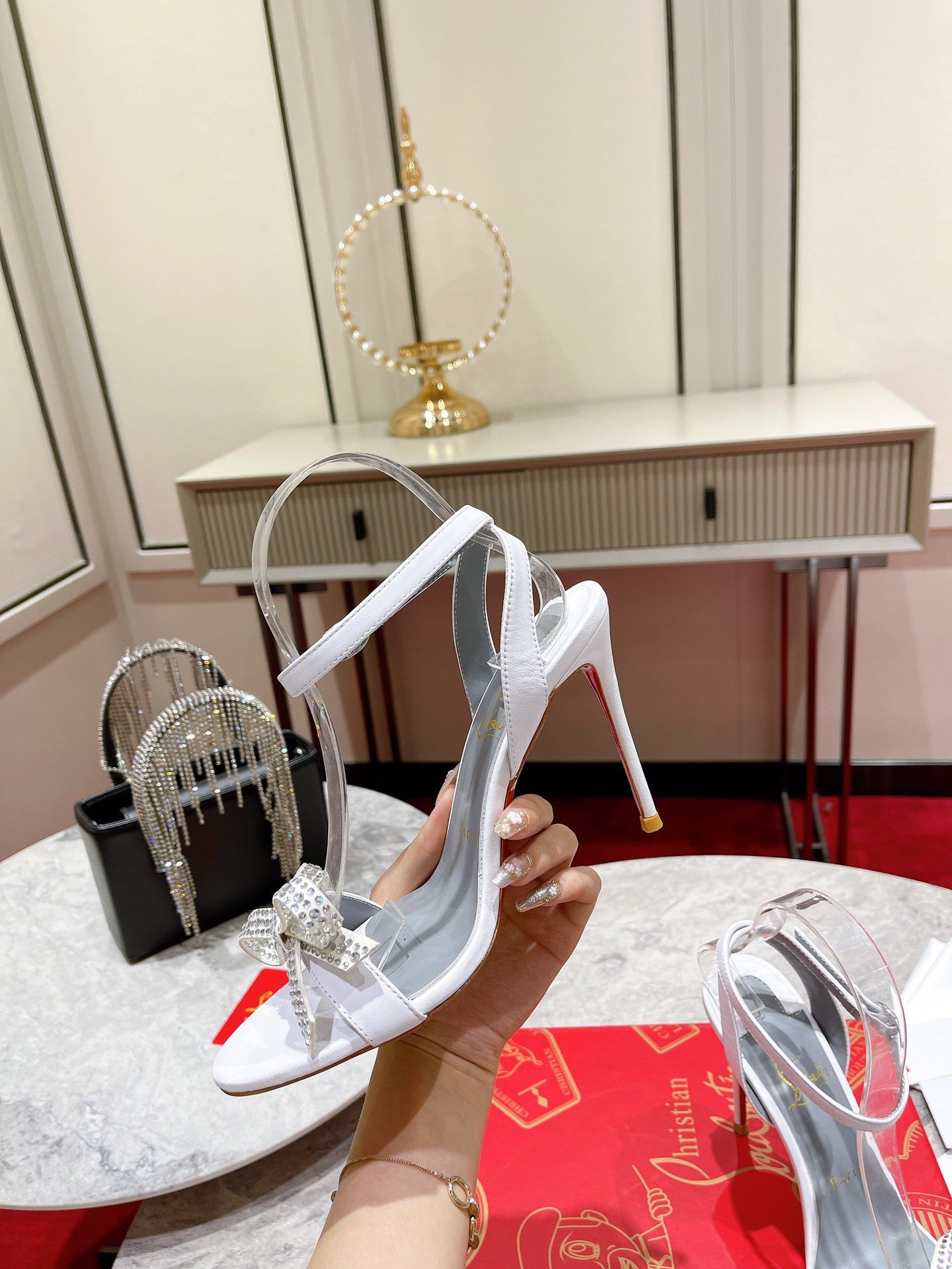 High Quality Luxury Christian Louboutin Strappy Bow Sandals product detail