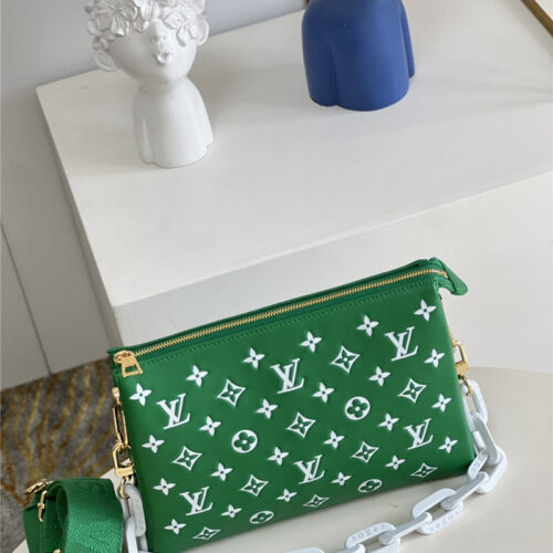 High Quality Luxury Louis Vuitton Coussin Bag Small Green product detail