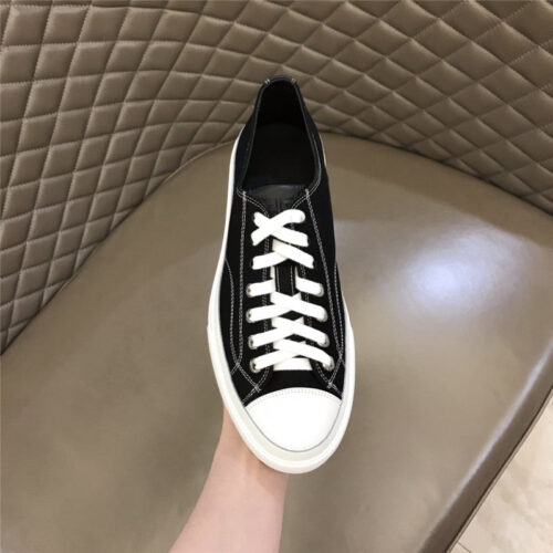 High Quality Luxury Givenchy Mens Classic Low-Top Sneakers – Style 24067 product detail