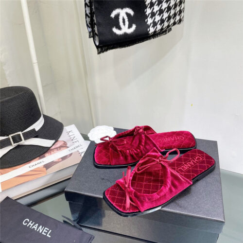 High Quality Luxury Chanel Flat Slippers product detail