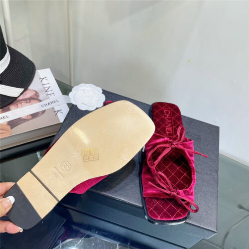 High Quality Luxury Chanel Flat Slippers product detail