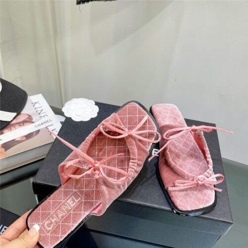 High Quality Luxury Chanel Flat Slippers – Style 79366 product detail