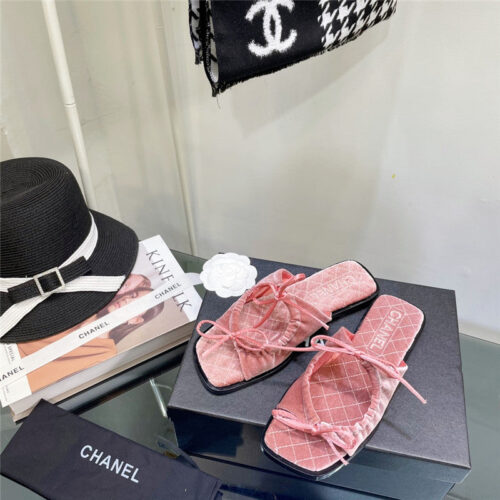 High Quality Luxury Chanel Flat Slippers – Style 79366 product detail