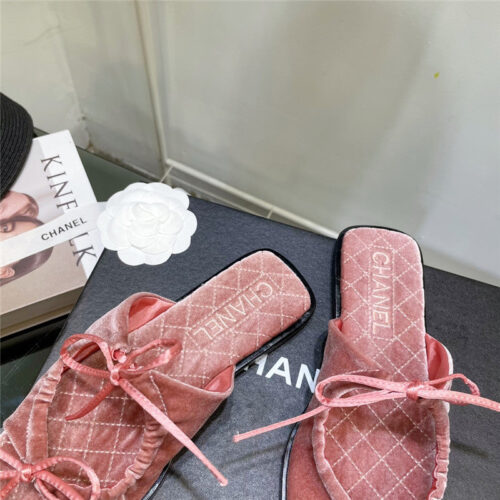 High Quality Luxury Chanel Flat Slippers – Style 79366 product detail