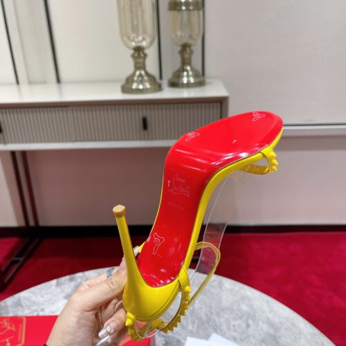 High Quality Luxury Christian Louboutin Spiked Strappy Sandals – Style 52372 product detail