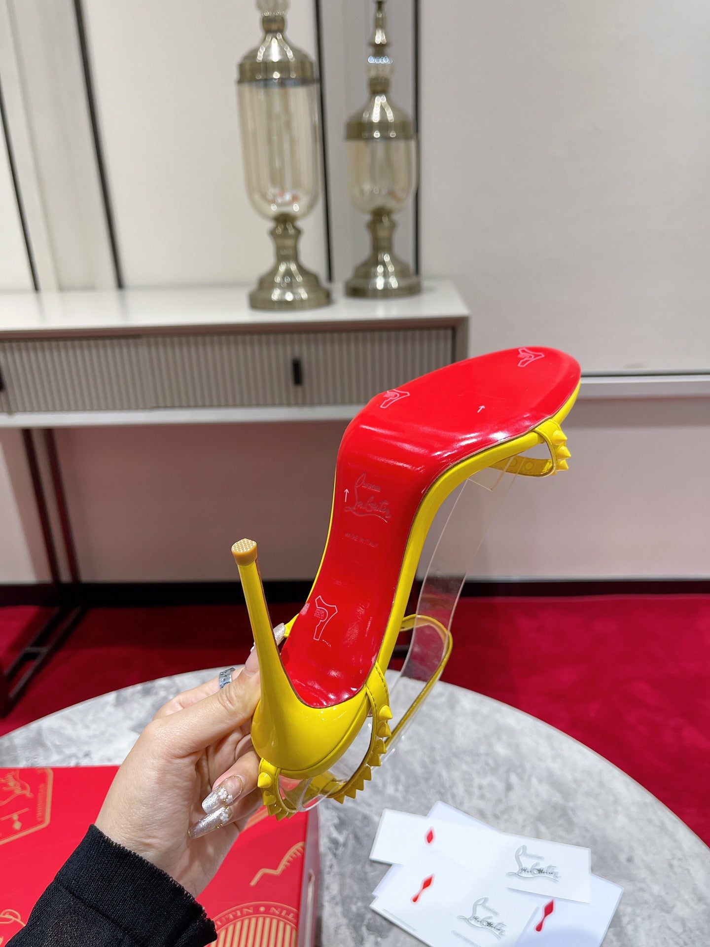 High Quality Luxury Christian Louboutin Spiked Strappy Sandals – Style 52372 product detail