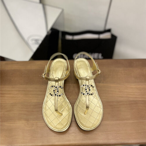 High Quality Luxury Chanel Pearl Buckle Classic Thong Sandals – Style 77446 product detail