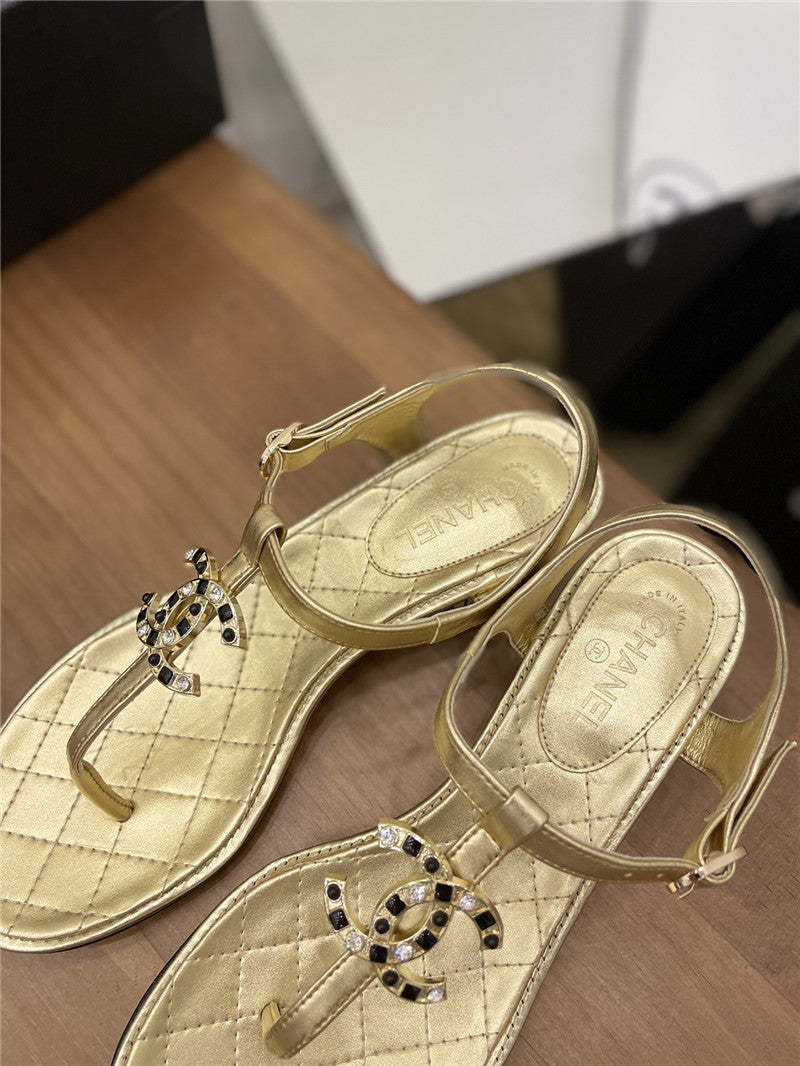 High Quality Luxury Chanel Pearl Buckle Classic Thong Sandals – Style 77446 product detail