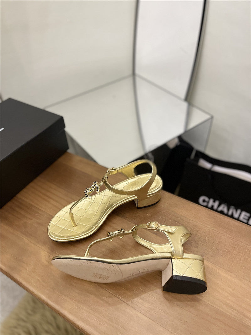 High Quality Luxury Chanel Pearl Buckle Classic Thong Sandals – Style 77446 product detail