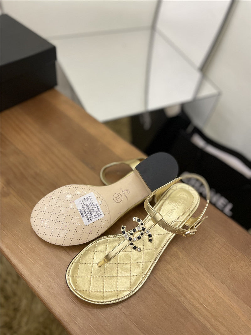 High Quality Luxury Chanel Pearl Buckle Classic Thong Sandals – Style 77446 product detail