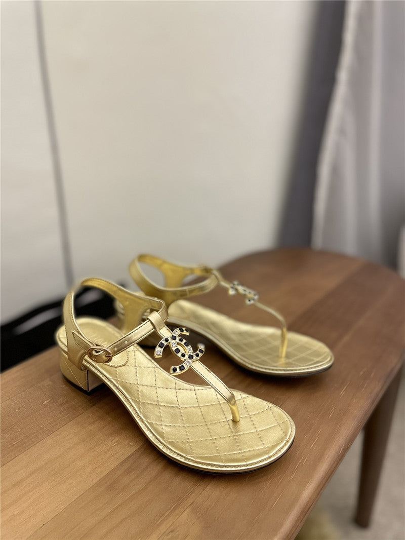 High Quality Luxury Chanel Pearl Buckle Classic Thong Sandals – Style 77446 product detail