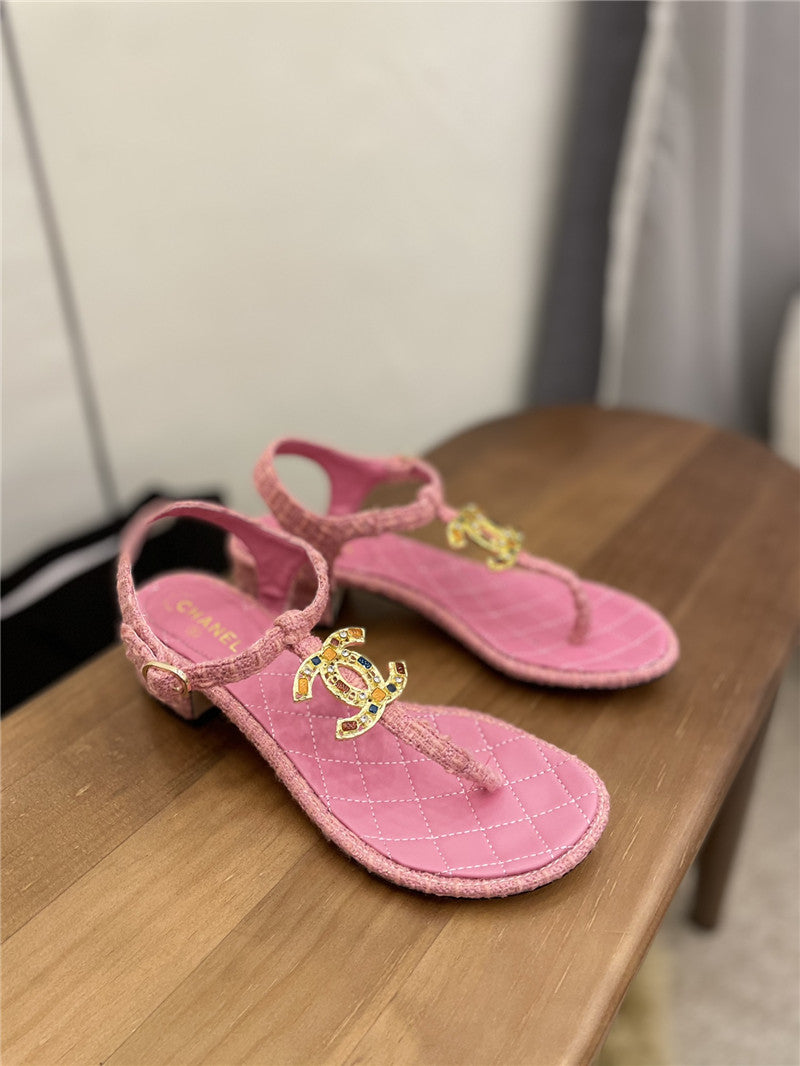 High Quality Luxury Chanel Pearl Buckle Classic Thong Sandals – Style 46374 product detail