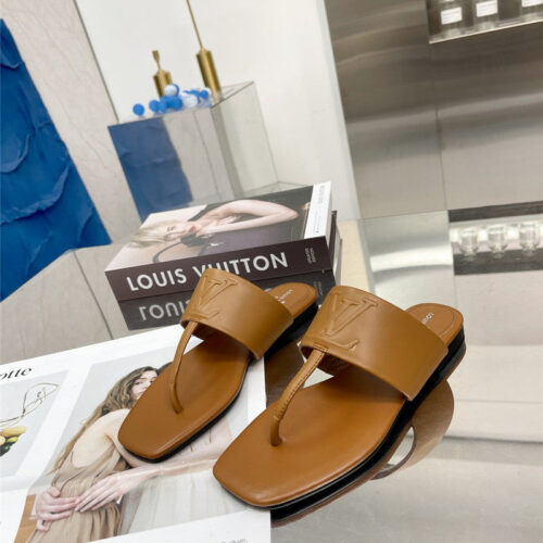 High Quality Luxury Louis Vuitton Flat Slippers – Style 00387 product detail