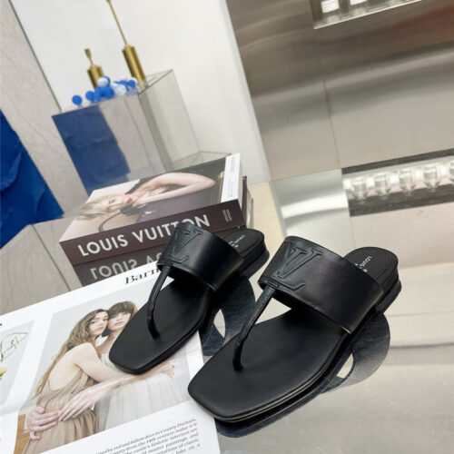 High Quality Luxury Louis Vuitton Flat Slippers product detail