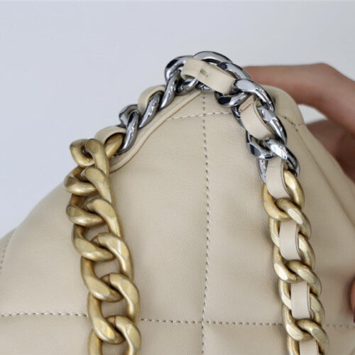 High Quality Luxury Chanel 19 Bag Small – Style 46768 product detail