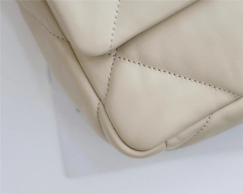 High Quality Luxury Chanel 19 Bag Small – Style 46768 product detail