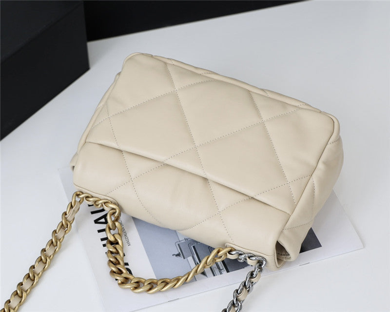 High Quality Luxury Chanel 19 Bag Small – Style 46768 product detail