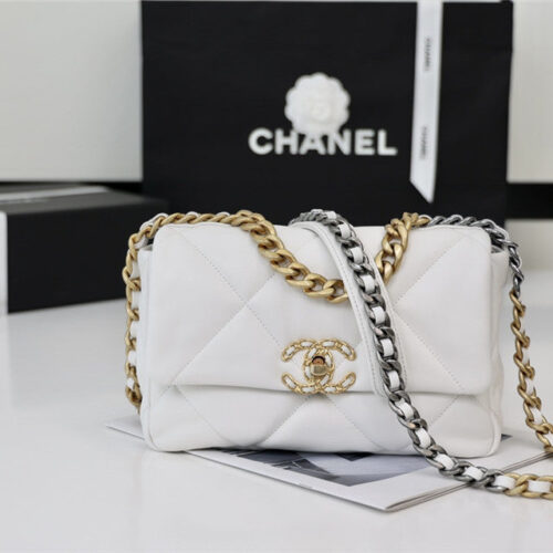 High Quality Luxury Chanel 19 Bag White alternate view