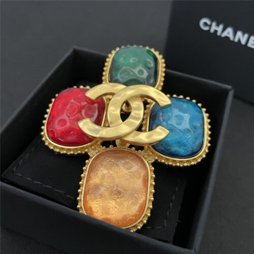 High Quality Luxury Chanel Second Hand Brooch alternate view
