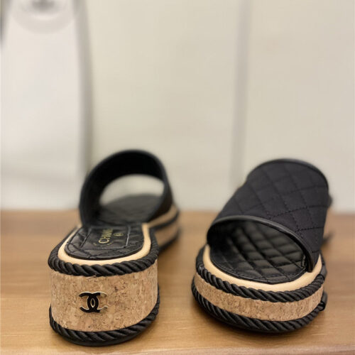 High Quality Luxury Chanel Diamond Wedge Slippers product detail