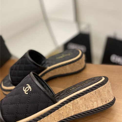 High Quality Luxury Chanel Diamond Wedge Slippers product detail