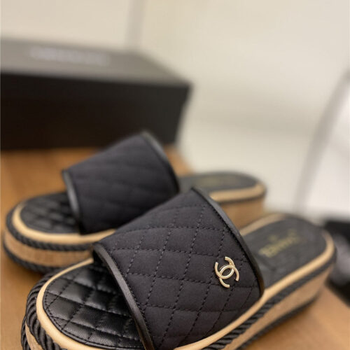 High Quality Luxury Chanel Diamond Wedge Slippers product detail