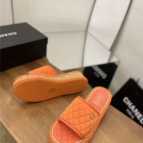 High Quality Luxury Chanel Diamond Wedge Slippers – Style 71750 product detail