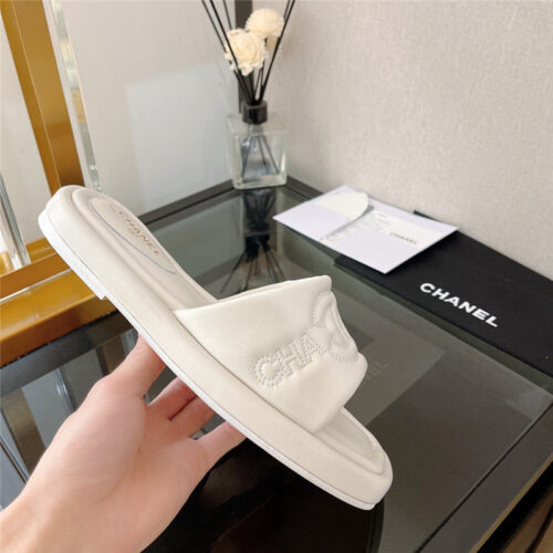 High Quality Luxury Chanel Flat Sandals Slippers product detail