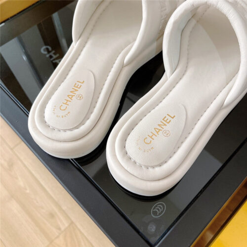 High Quality Luxury Chanel Flat Sandals Slippers product detail