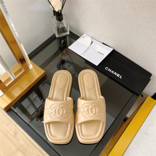 High Quality Luxury Chanel Flat Sandals Slippers – Style 73190 product detail
