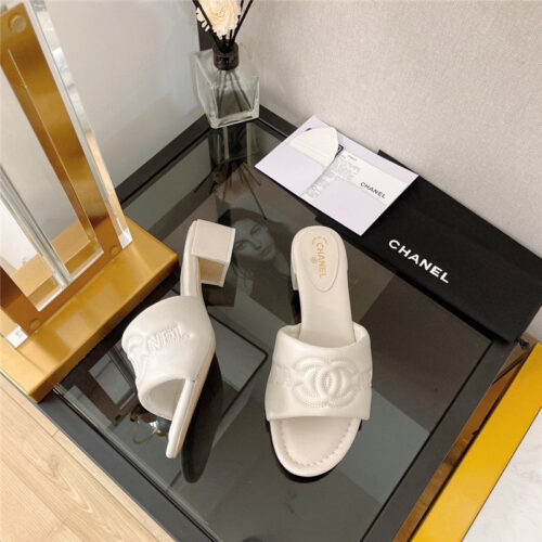 High Quality Luxury Chanel Chunky Heel Sandals Slippers product detail