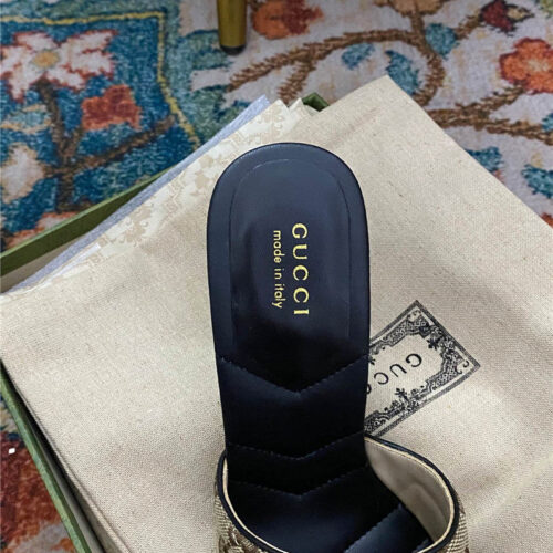 High Quality Luxury Gucci Diamond Lozenge Chunky Heel Slippers – Style 25523 product detail