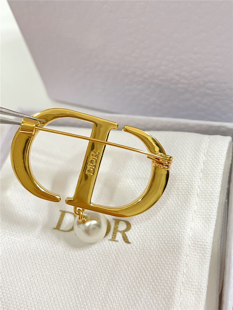 High Quality Luxury Dior Cd Drop Bead Brooch product detail