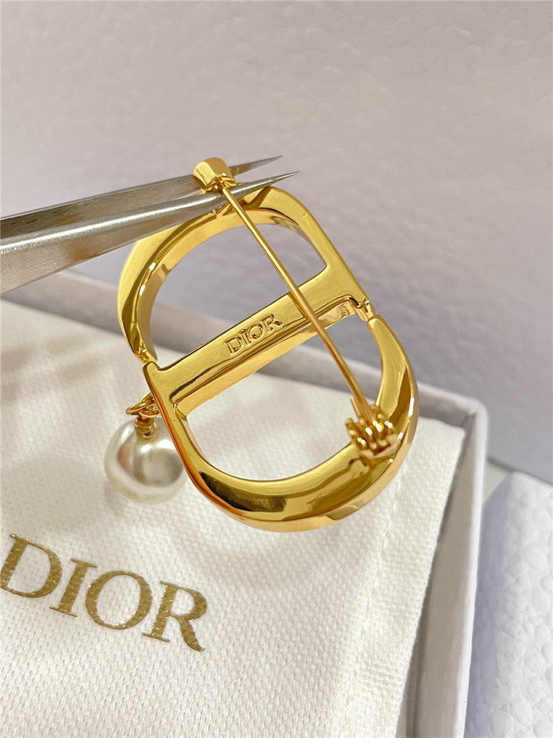 High Quality Luxury Dior Cd Drop Bead Brooch product detail