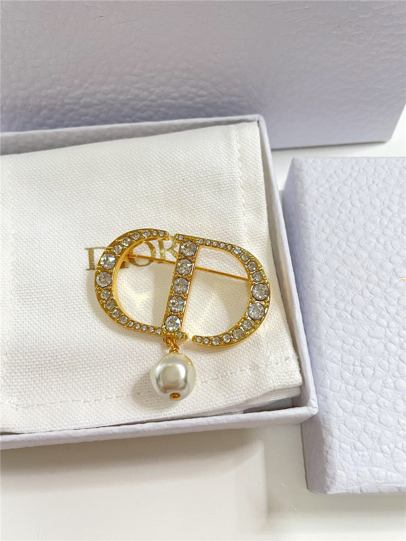 High Quality Luxury Dior Cd Drop Bead Brooch product detail