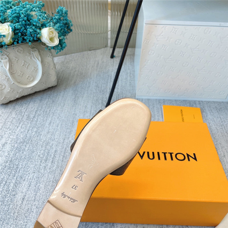 High Quality Luxury Louis Vuitton Revival Flat Slippers product detail